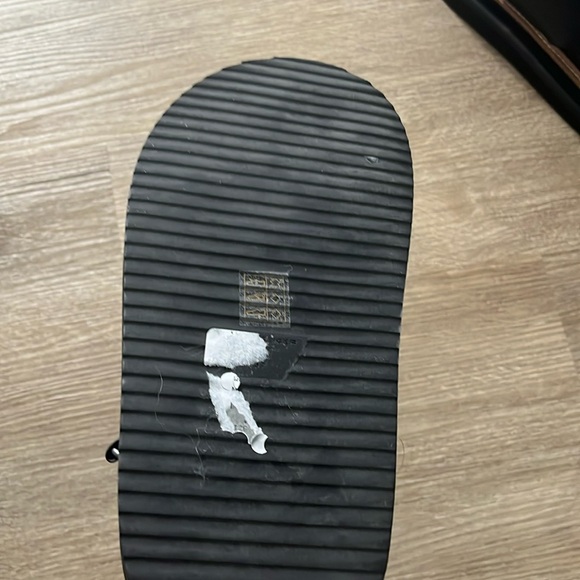 Kurt Geiger sandals - Picture 4 of 7